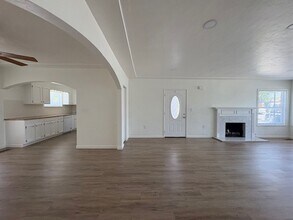 25109 Starr St-Unit -25111 in Loma Linda, CA - Building Photo - Building Photo