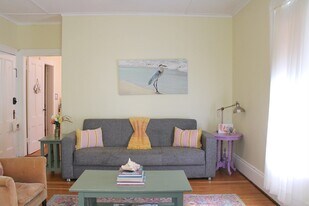34 Central St, Unit #1 in Beverly, MA - Building Photo