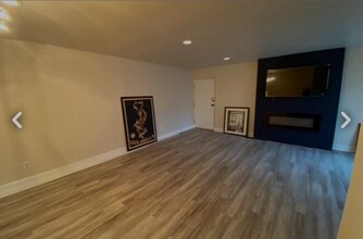 339 Homeland Southway in Baltimore, MD - Building Photo - Building Photo