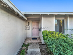 738 El Sereno Dr in San Jose, CA - Building Photo - Building Photo