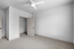 Allure Apartments LLC in Whiteland, IN - Building Photo