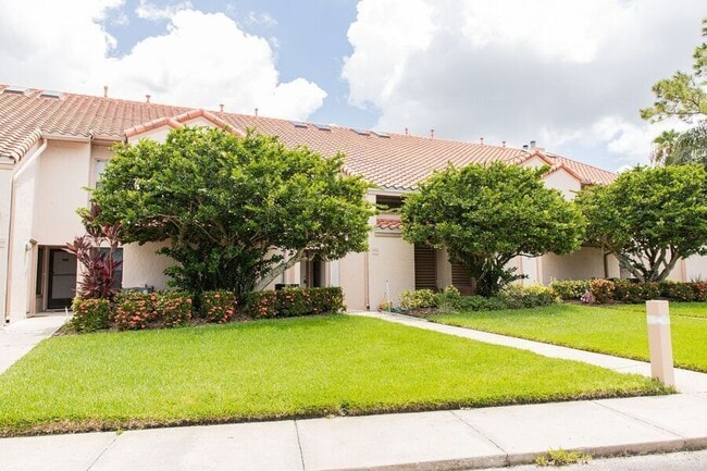 property at 1902 Garden Lake Dr