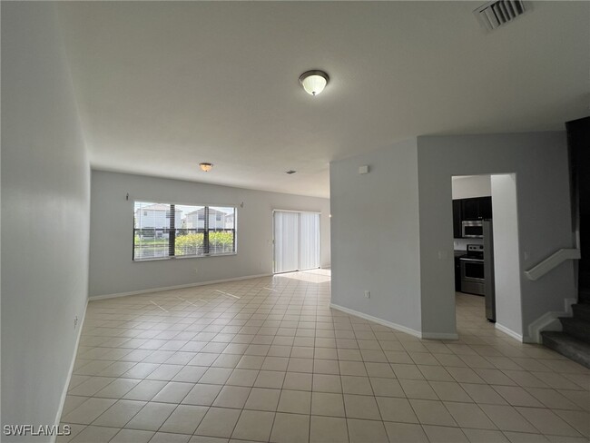 5418 Ferris Ave in Ave Maria, FL - Foto de edificio - Building Photo