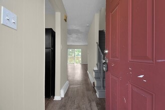 2407 Belcher Dr in Columbus, OH - Building Photo - Building Photo