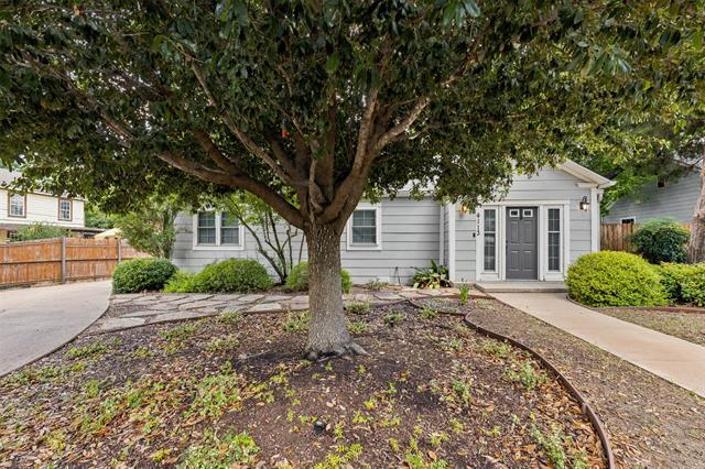 property at 4113 Valentine St
