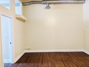 Redmen - Residential in Bloomington, IN - Foto de edificio - Building Photo