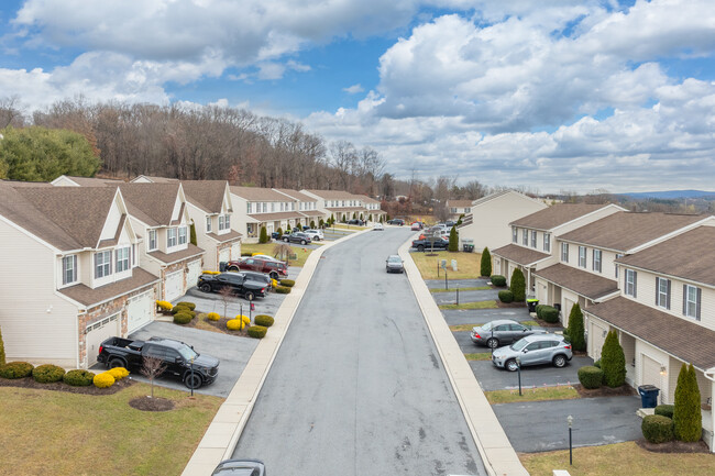 Villas at Sunnyside in Schuylkill Haven, PA - Building Photo - Building Photo