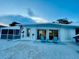 237 2nd Rd in Key Largo, FL - Building Photo