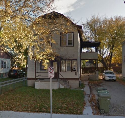 1832 S 18th St in Milwaukee, WI - Building Photo