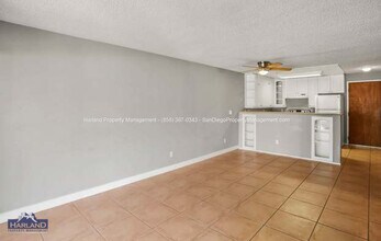 8308 Regents Rd in San Diego, CA - Building Photo - Building Photo