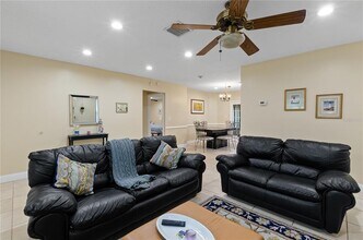 106 Lake Judy Lee Dr in Largo, FL - Building Photo - Building Photo