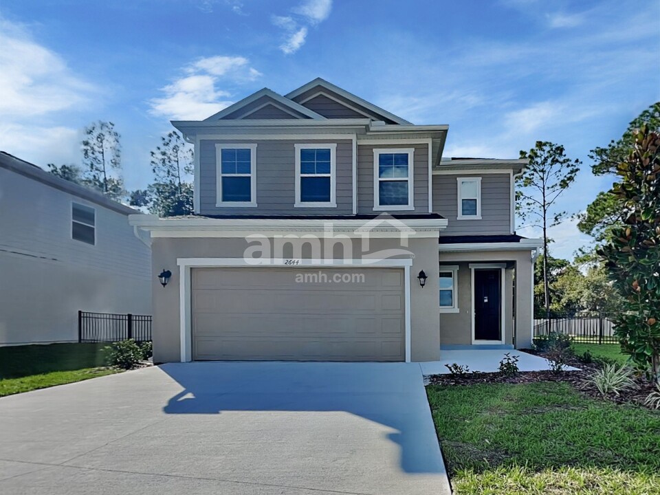 2644 Sunrise Lndg Lp in Tavares, FL - Building Photo