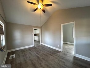 448 Plum Alley in Spring City, PA - Building Photo - Building Photo