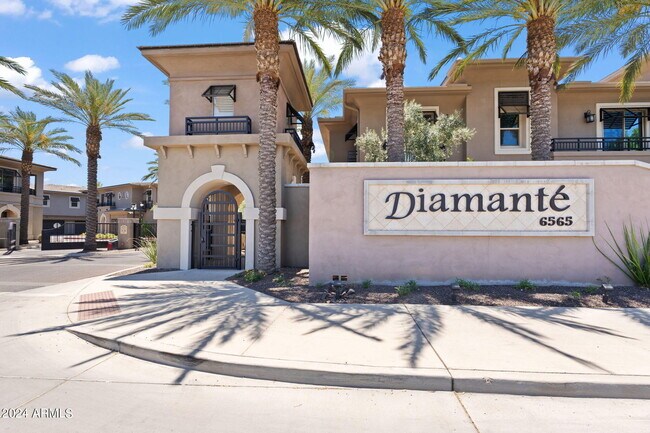 6565 E Thomas Rd in Scottsdale, AZ - Building Photo - Building Photo