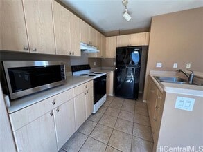 91-1030-1030 Manaolana St in Ewa Beach, HI - Building Photo - Building Photo