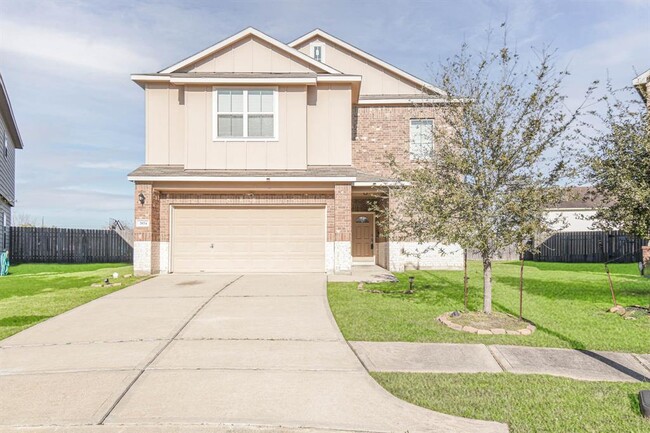 property at 3854 Briar Water Ct