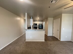 2442 NW 39th St in Oklahoma City, OK - Building Photo - Building Photo