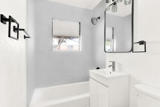 316 Hilltop Ave in Richardson, TX - Building Photo - Building Photo