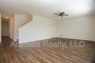 5105 Hydra in San Antonio, TX - Building Photo - Building Photo