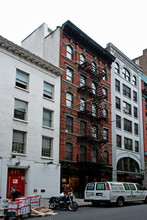 135 W 24th St in New York, NY - Building Photo - Building Photo