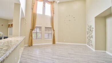 12819 Wisteria Park Dr in Houston, TX - Building Photo - Building Photo