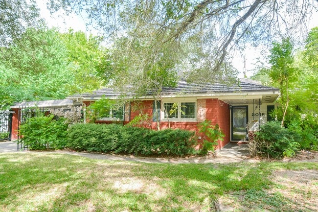 property at 3018 Conway St