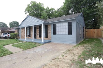 6465 Forest Glen Dr in Horn Lake, MS - Building Photo - Building Photo