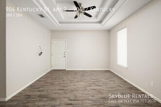 904 Kentucky St in Alton, TX - Building Photo - Building Photo