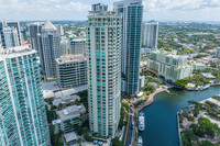 Las Olas Grand in Fort Lauderdale, FL - Foto de edificio - Building Photo