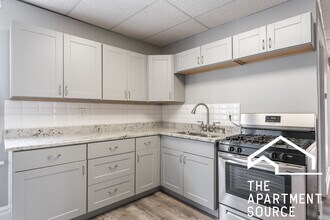 2132 W Iowa St, Unit 1F in Chicago, IL - Foto de edificio - Building Photo