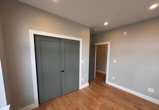 16 Baker Ct, Unit 1 in Boston, MA - Building Photo - Building Photo