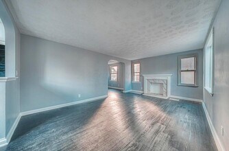 2360 Taylor Ave in Columbus, OH - Building Photo - Building Photo