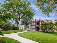 Treetops at ChesterHollow in West Chester, PA - Building Photo - Building Photo