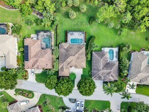 9560 Cedar Creek Dr in Bonita Springs, FL - Building Photo - Building Photo