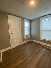 901 W 6th St in Sedalia, MO - Building Photo - Building Photo