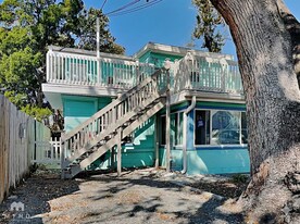 208 Pine St, Unit A in Clearwater, FL - Building Photo