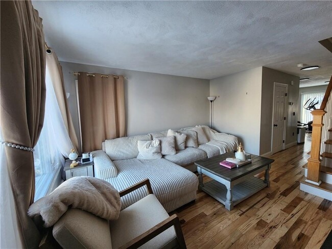 198 Sunbury St in Providence, RI - Building Photo - Building Photo