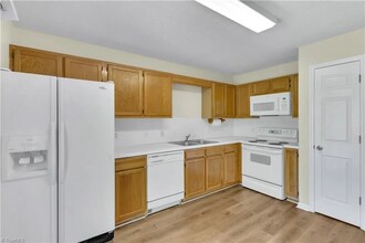 1020 Westbrook Ct in Archdale, NC - Building Photo - Building Photo