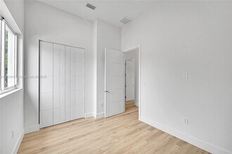 2931 SW 12th Ave in Fort Lauderdale, FL - Building Photo - Building Photo