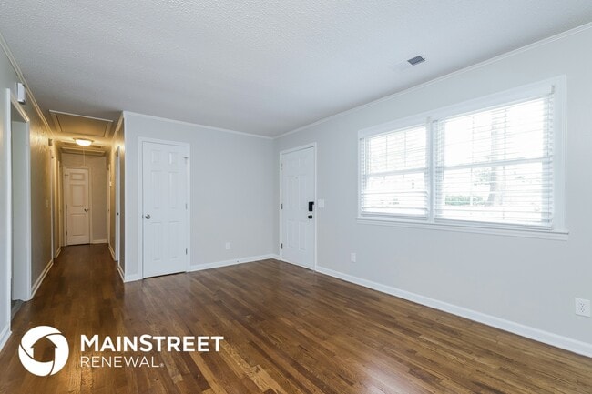 320 Logan Ct in King, NC - Building Photo - Building Photo