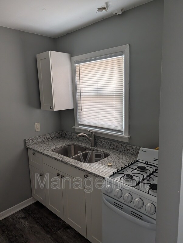 424 23rd St in Bettendorf, IA - Building Photo - Building Photo