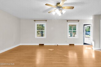 209 McCoy Ave in Cove City, NC - Building Photo - Building Photo