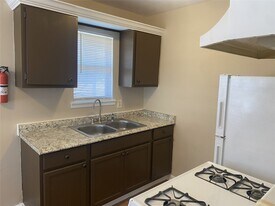 3024 Elgin St in Houston, TX - Building Photo