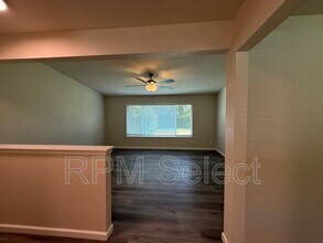 1238 Woodfield Ave in Sacramento, CA - Building Photo - Building Photo