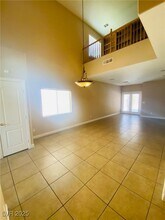 1156 Drowsy Water Ct in Henderson, NV - Building Photo - Building Photo