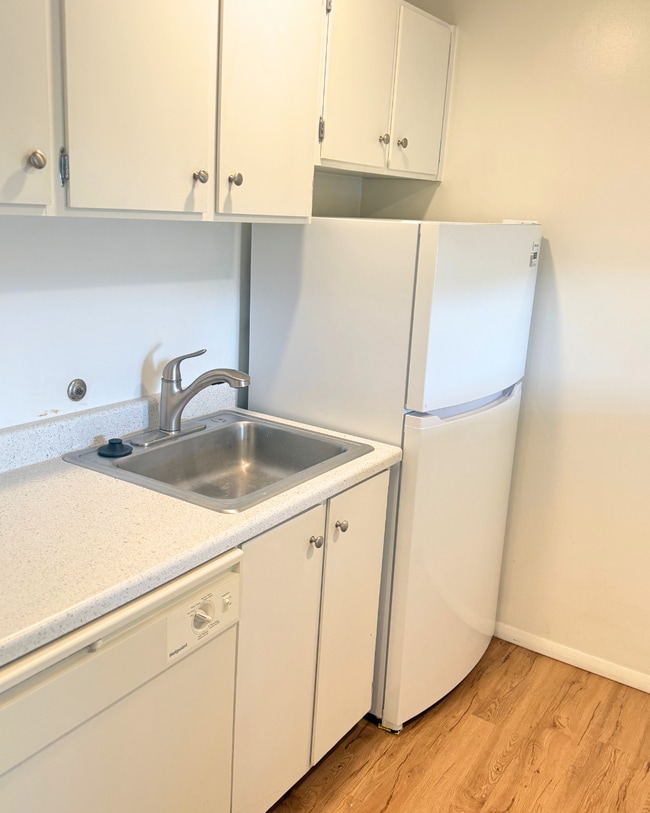 property at 901 5th Ave N
