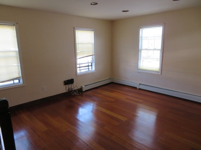 864 Benninghaus Rd in Baltimore, MD - Building Photo - Building Photo