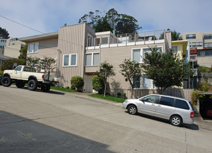 1693-1695 Funston Ave in San Francisco, CA - Building Photo - Building Photo