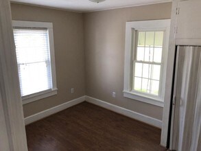 214 Bettie St in Johnson City, TN - Building Photo - Building Photo