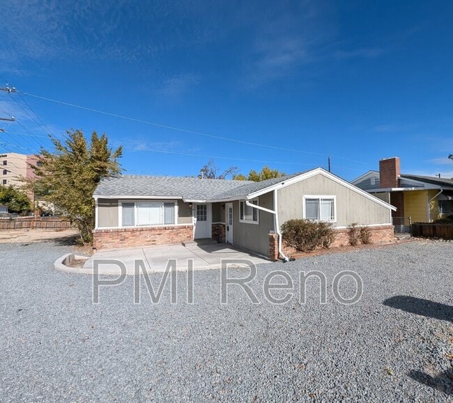 property at 760 Balzar Cir